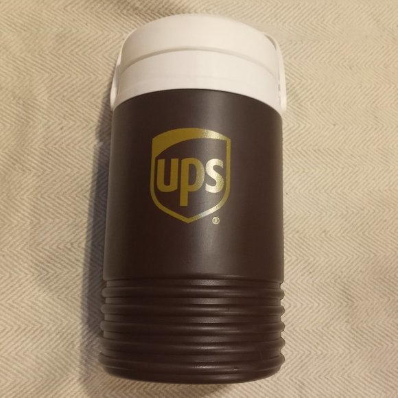 Vintage UPS Igloo Insulated Thermos Cooler Jug 1/2 Gallon USA made - Picture 1 of 5